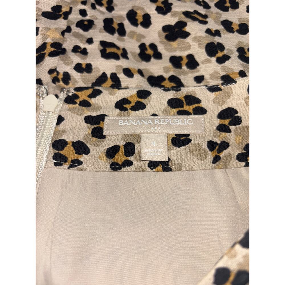 Banana Republic Animal Print Cheetah Pencil Skirt Size 4 - Picture 8 of 9